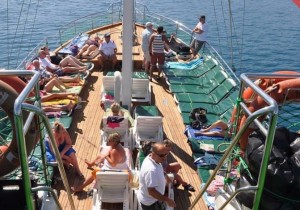 Mega Diana Boat Trip