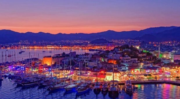 How big is Marmaris?